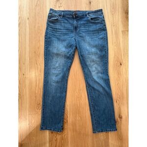 Kut From The Kloth Catherine Boyfriend Fit Mid Rise Jeans Medium Wash Size 16